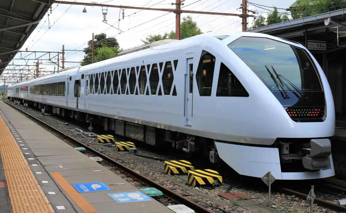 The white Tobu SPACIA X limited express train at Tobu-Nikko Station